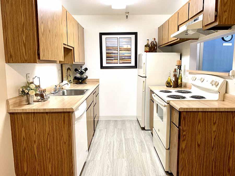 Willowbend Apartments photo 2